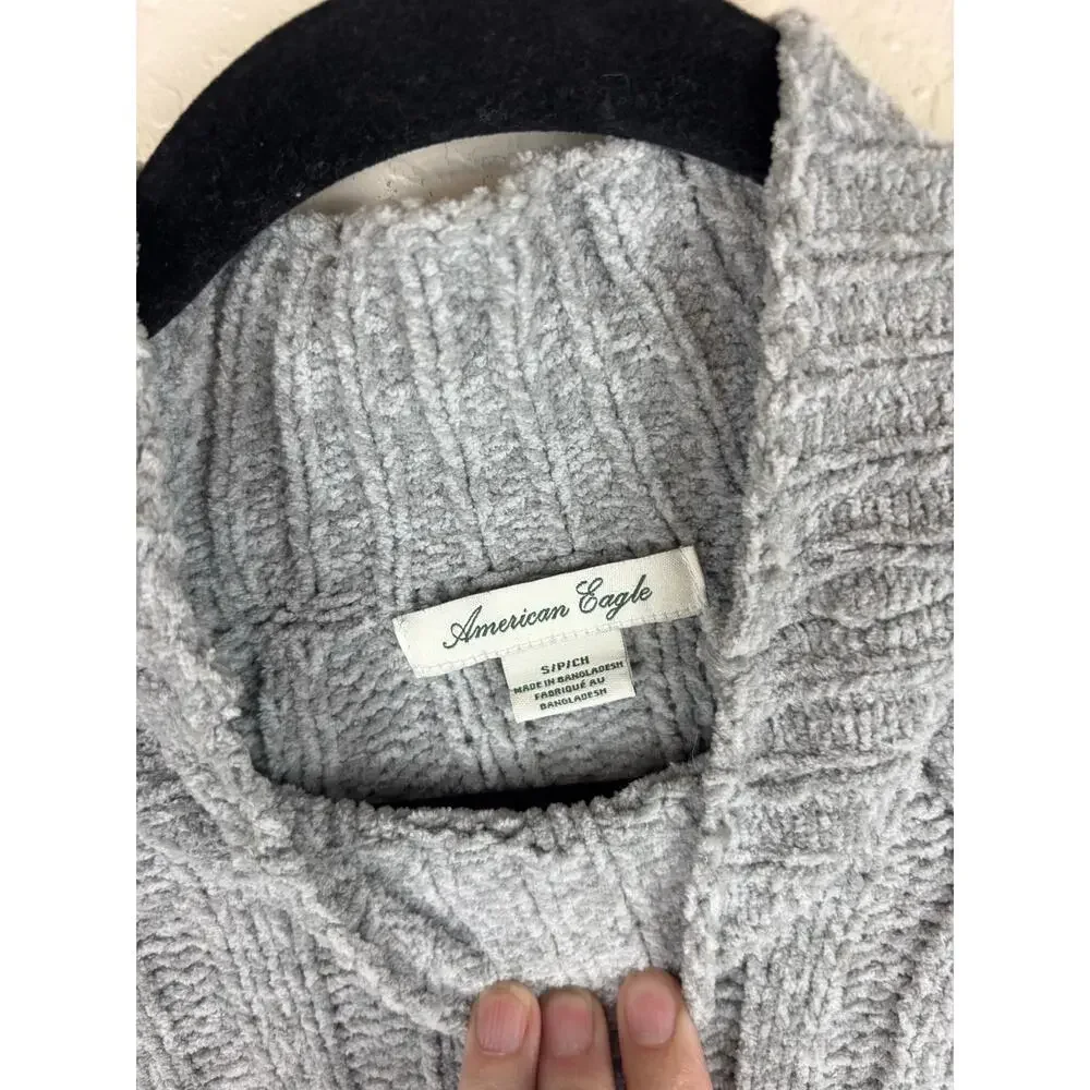 American Eagle Gray Cropped Ribbed Long Sleeve Sweater Size Small